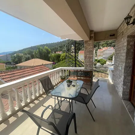 Ionian Escape Αγία Ευφημία